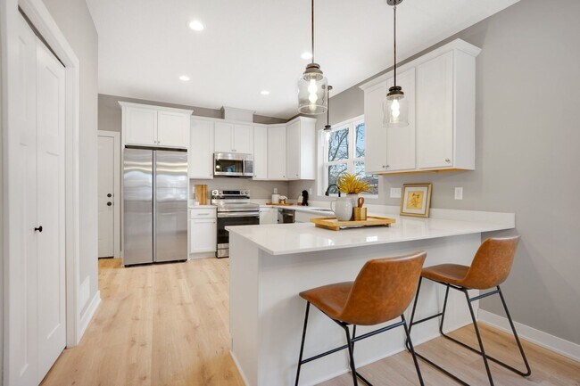 Building Photo - Available 07/01! New Build 4 bed 3 Bath in Hopkins!