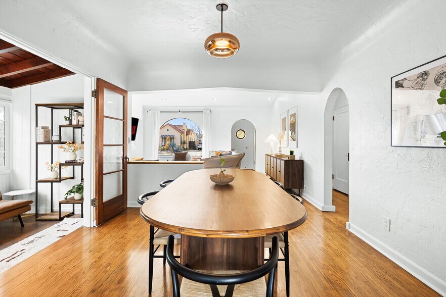 Building Photo - 3758 Gaviota Ave