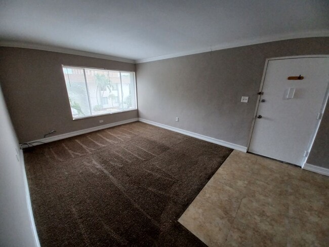 Building Photo - 1830 Maravilla Ave
