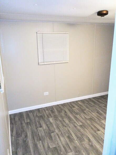 Bedroom2 - 43 W Baltimore St