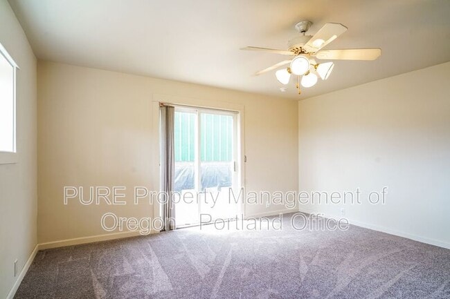 Building Photo - 14235 SW Meeker Terrace