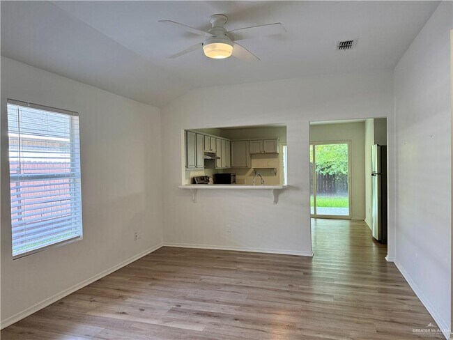 Building Photo - 3503 San Esteban Ct