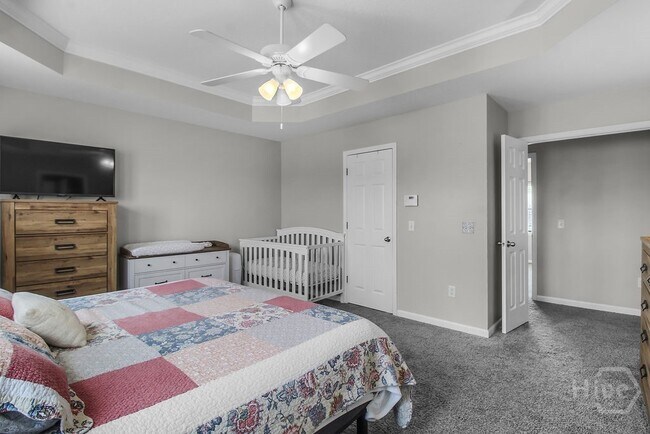 Building Photo - 721 Canyon Dr
