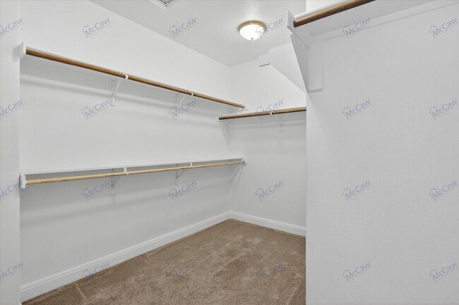 Building Photo - 2405 Loreto Dr
