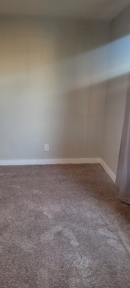 Building Photo - 530 Orondo Ave