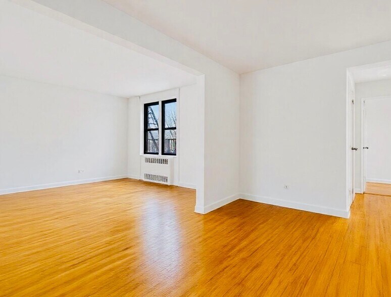 Building Photo - 1119 Ocean Pkwy
