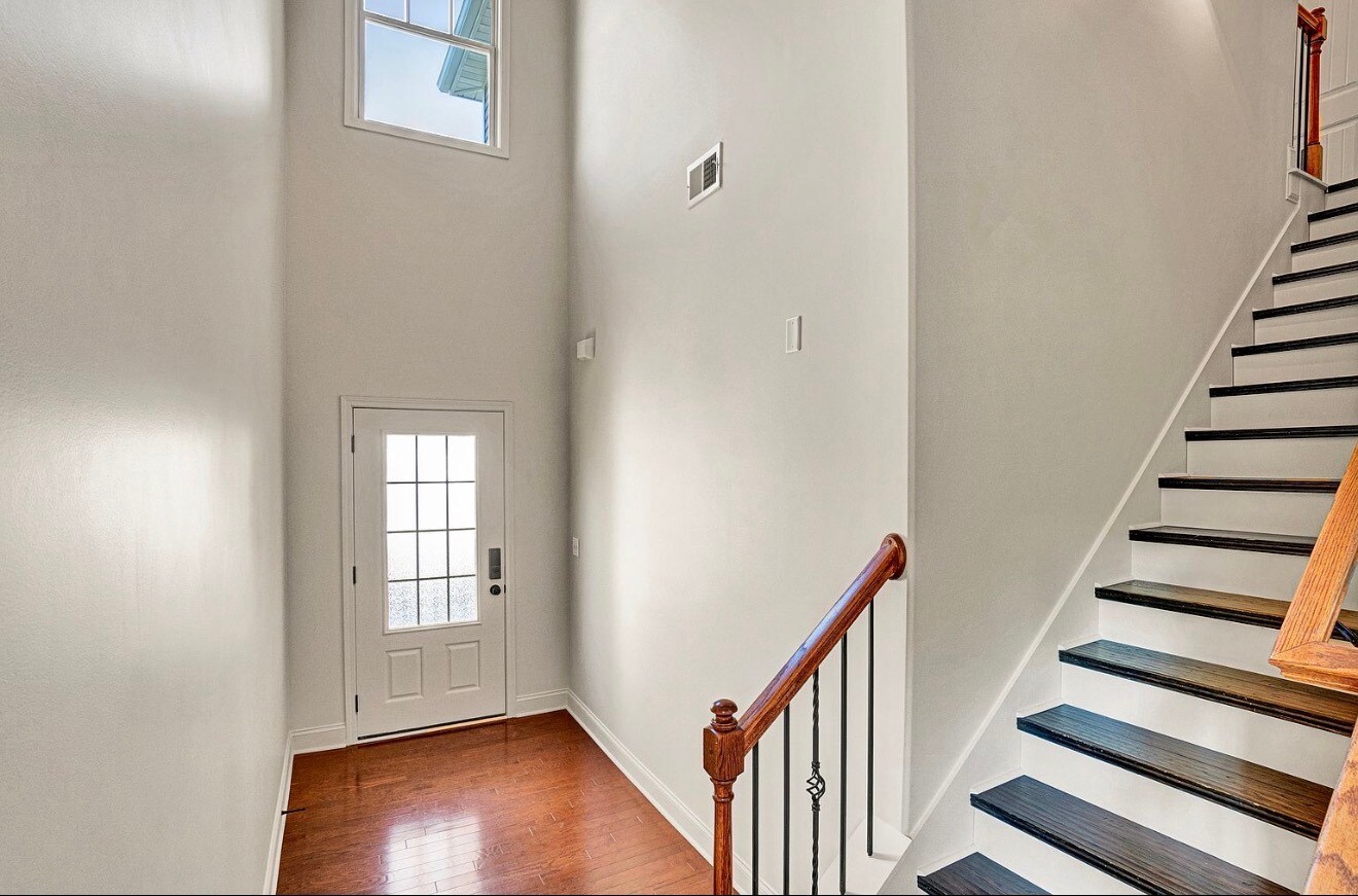 Building Photo - 257 Meadow Blossom Way