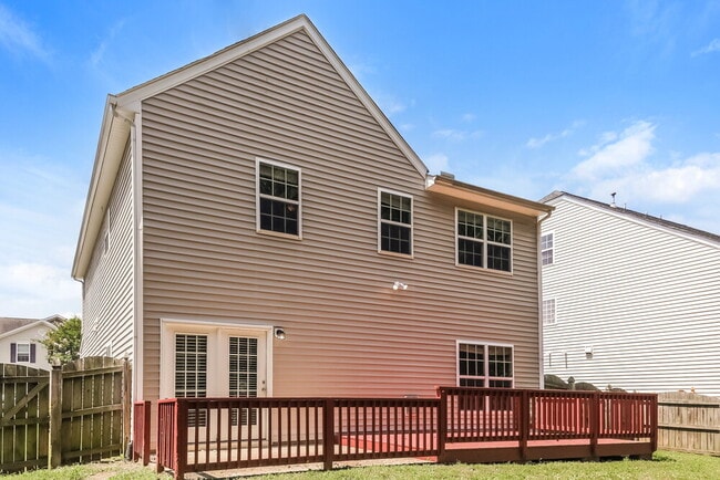 Building Photo - 1543 Cairo Way