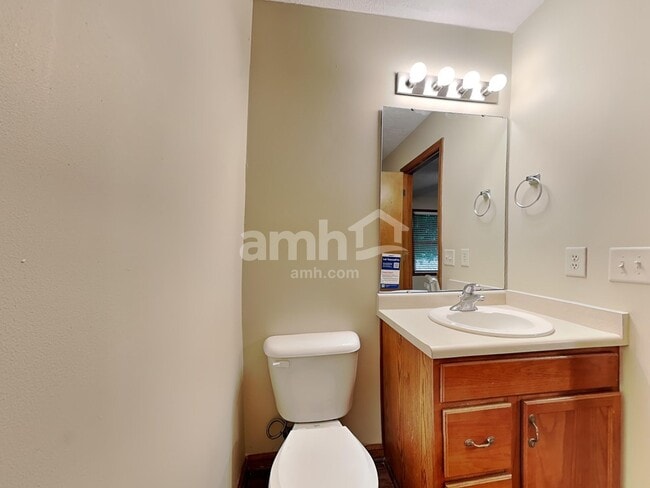 Building Photo - 517 Stone Path Ct