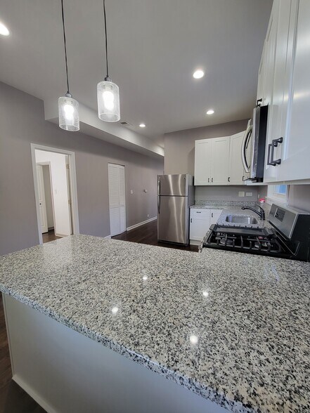 Kitchen angle 3 - 3219 W McLean Ave