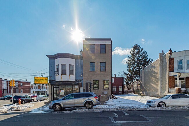 Building Photo - 1448 S 52nd St