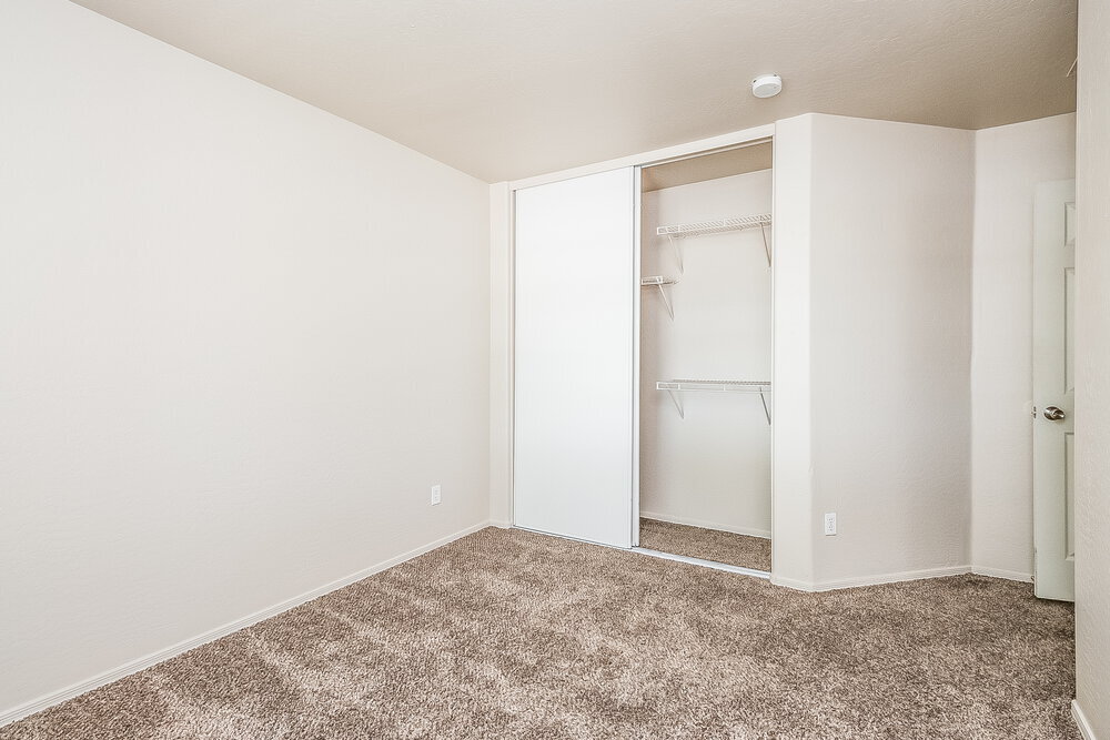 Building Photo - 4090 E Silverbell Rd