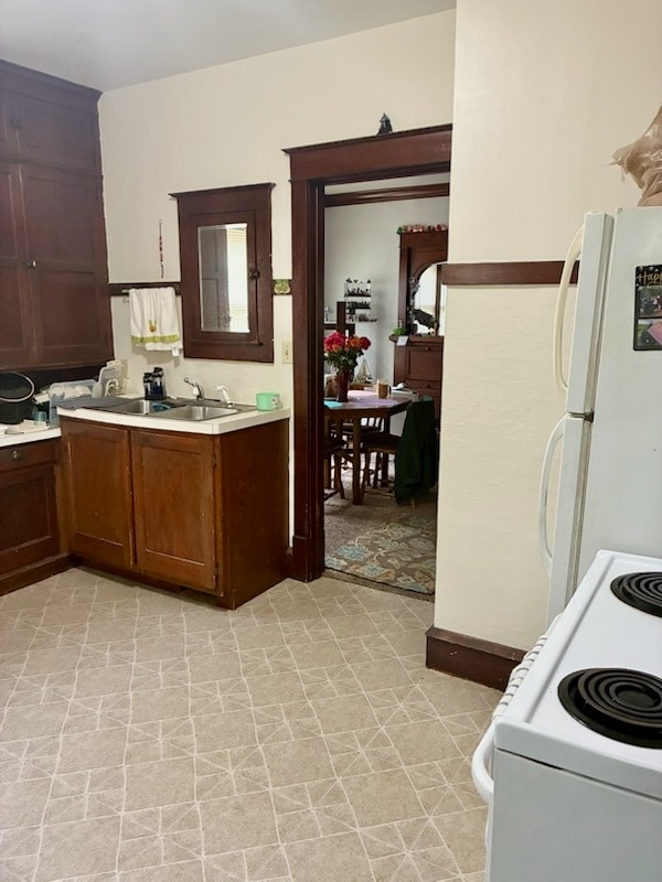 Building Photo - 1220 W Packard St