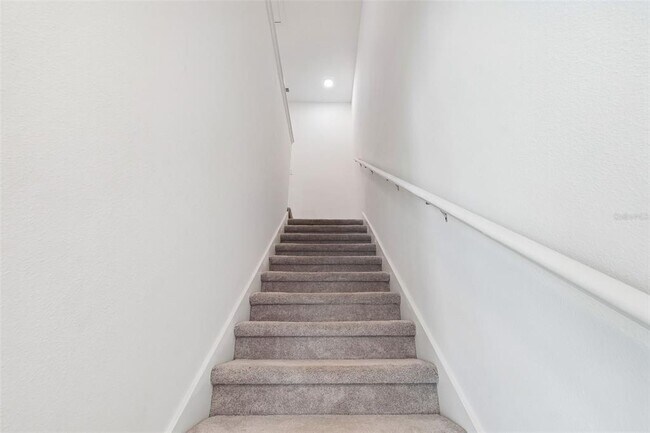 Building Photo - 34214 Rogallo Ln