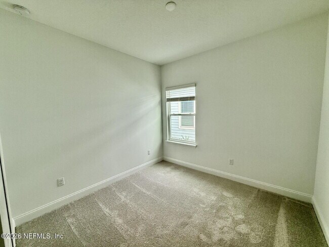 Building Photo - 99 Manistique Ave