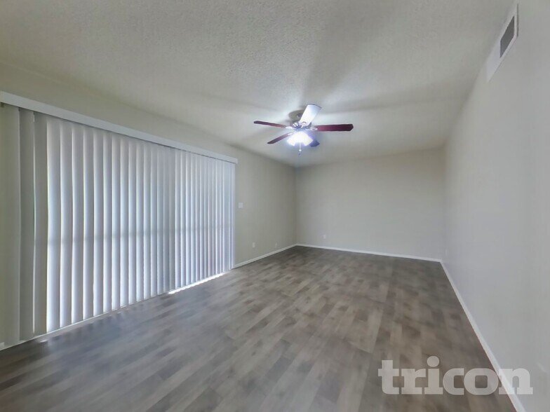 Building Photo - 4207 W Eva St