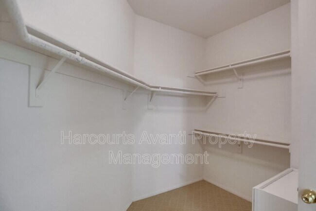 Building Photo - 7332 Escallonia Ct