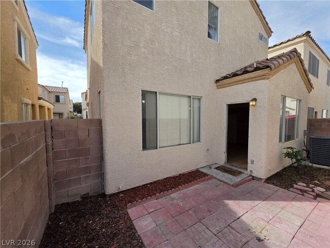 Building Photo - 2506 Lady Elizabeth Ct