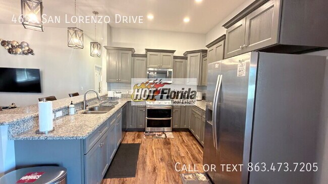 Building Photo - 4658 San Lorenzo Dr
