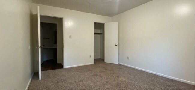 Building Photo - 6408 Starbrook Dr