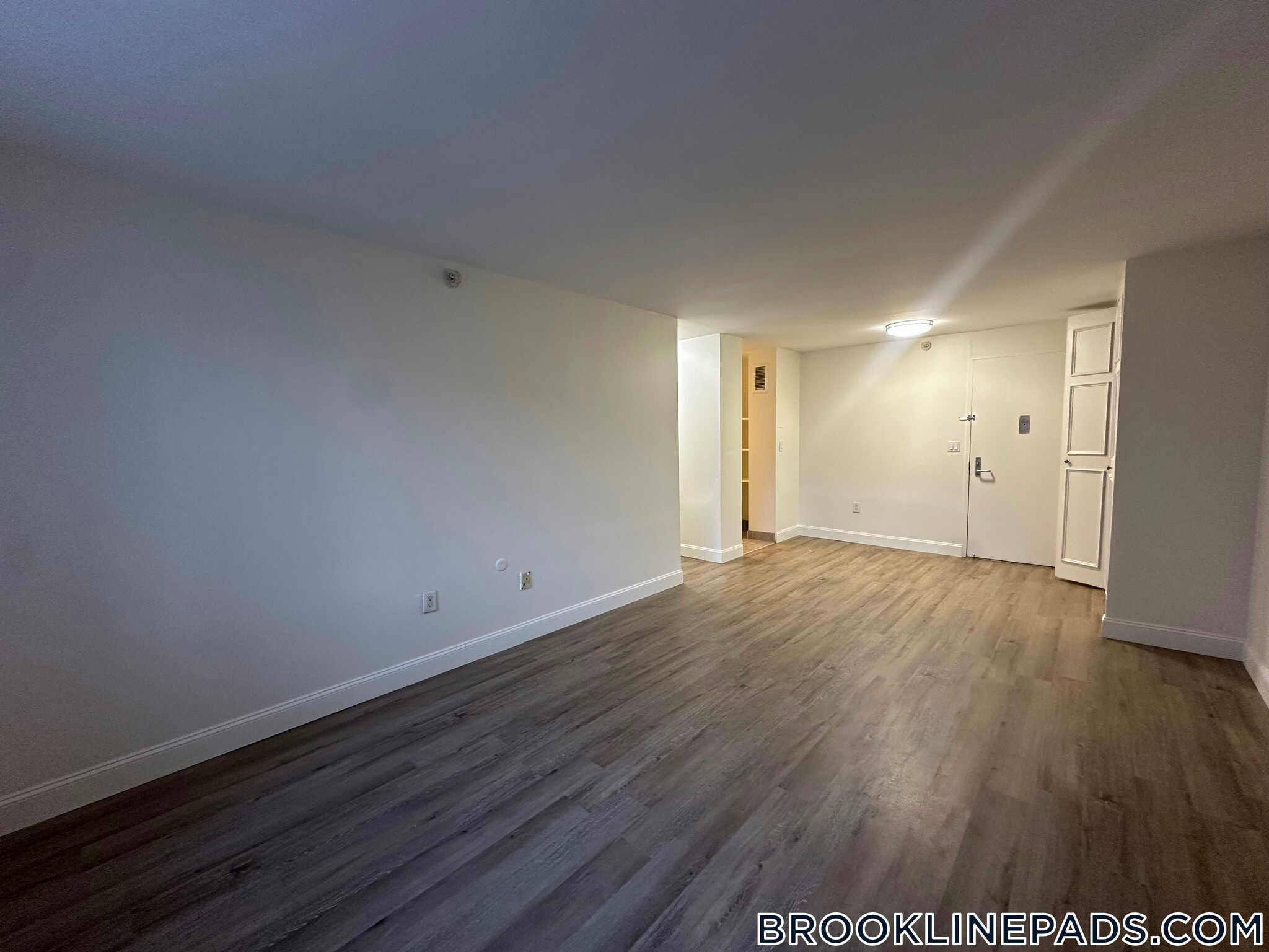 Building Photo - 185 Freeman St