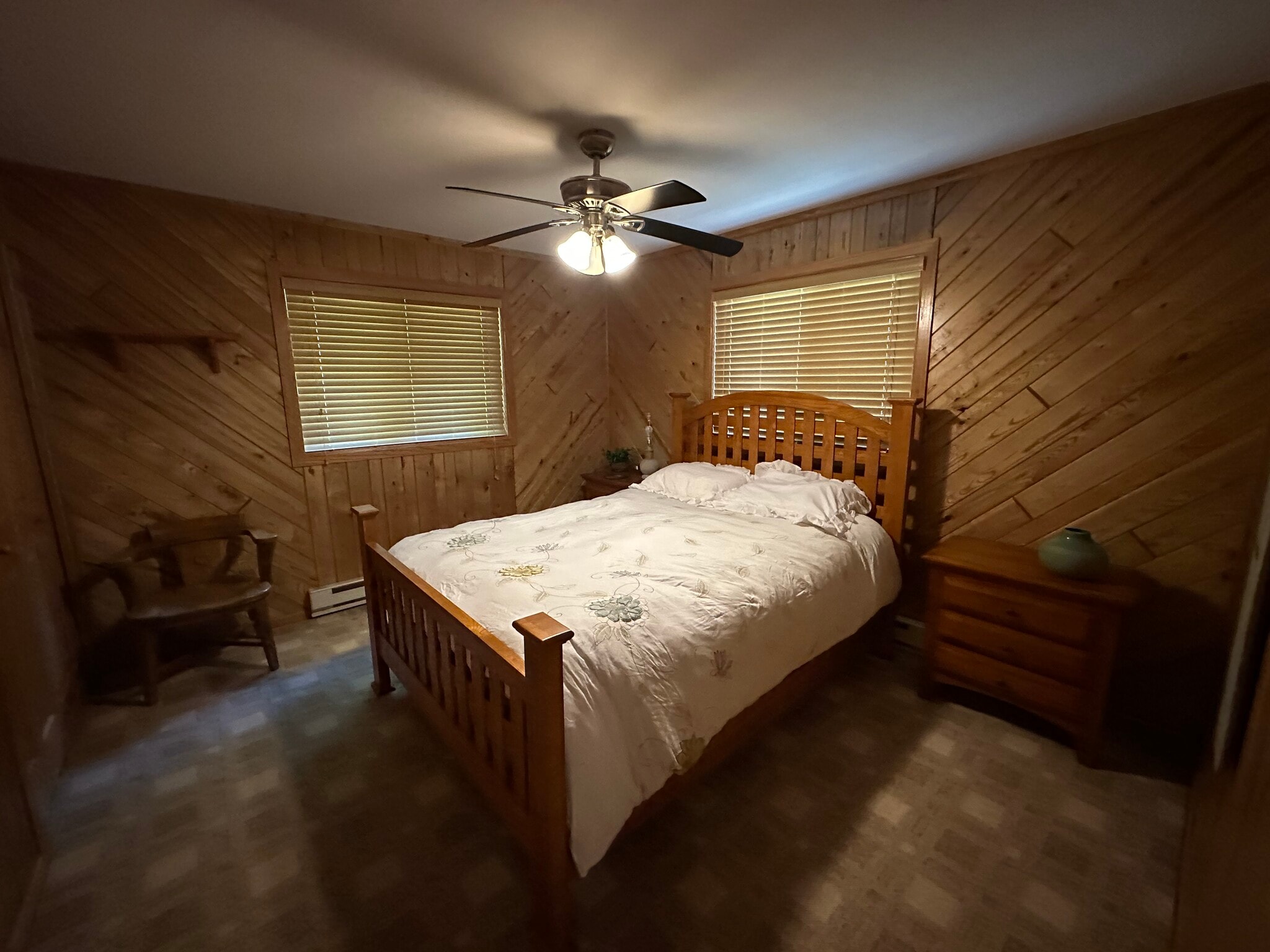 Building Photo - 8037 E Shore Dr