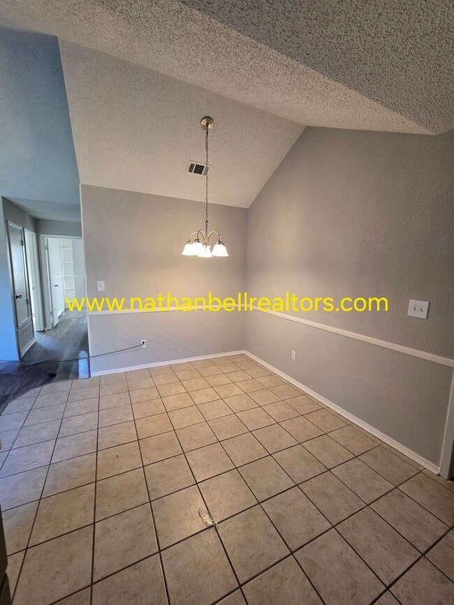 Building Photo - 1335 18th St NW