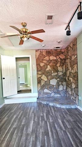 Building Photo - 10033 Goodyear Dr