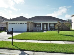 Building Photo - 2061 Big Buck Dr