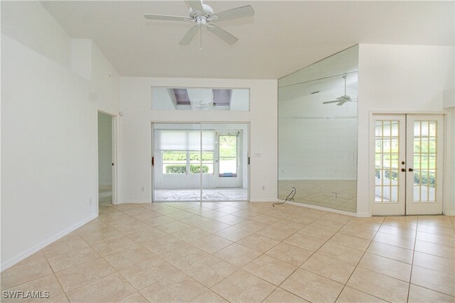 Building Photo - 10201 Regent Cir