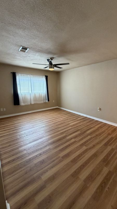 Building Photo - 9227 Spring Dawn St