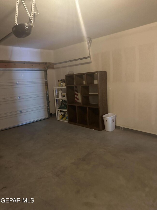 Building Photo - 11269 Bullseye St