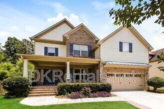 Building Photo - 5552 Leaf Ridge Ln NE