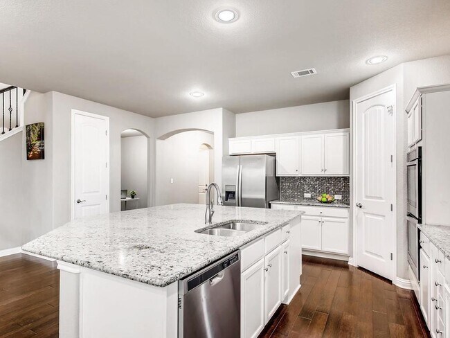 Building Photo - 928 Purple Moor Pass