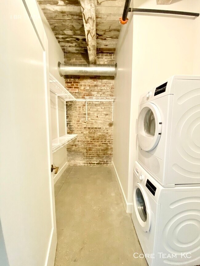 Building Photo - 1513 Walnut St