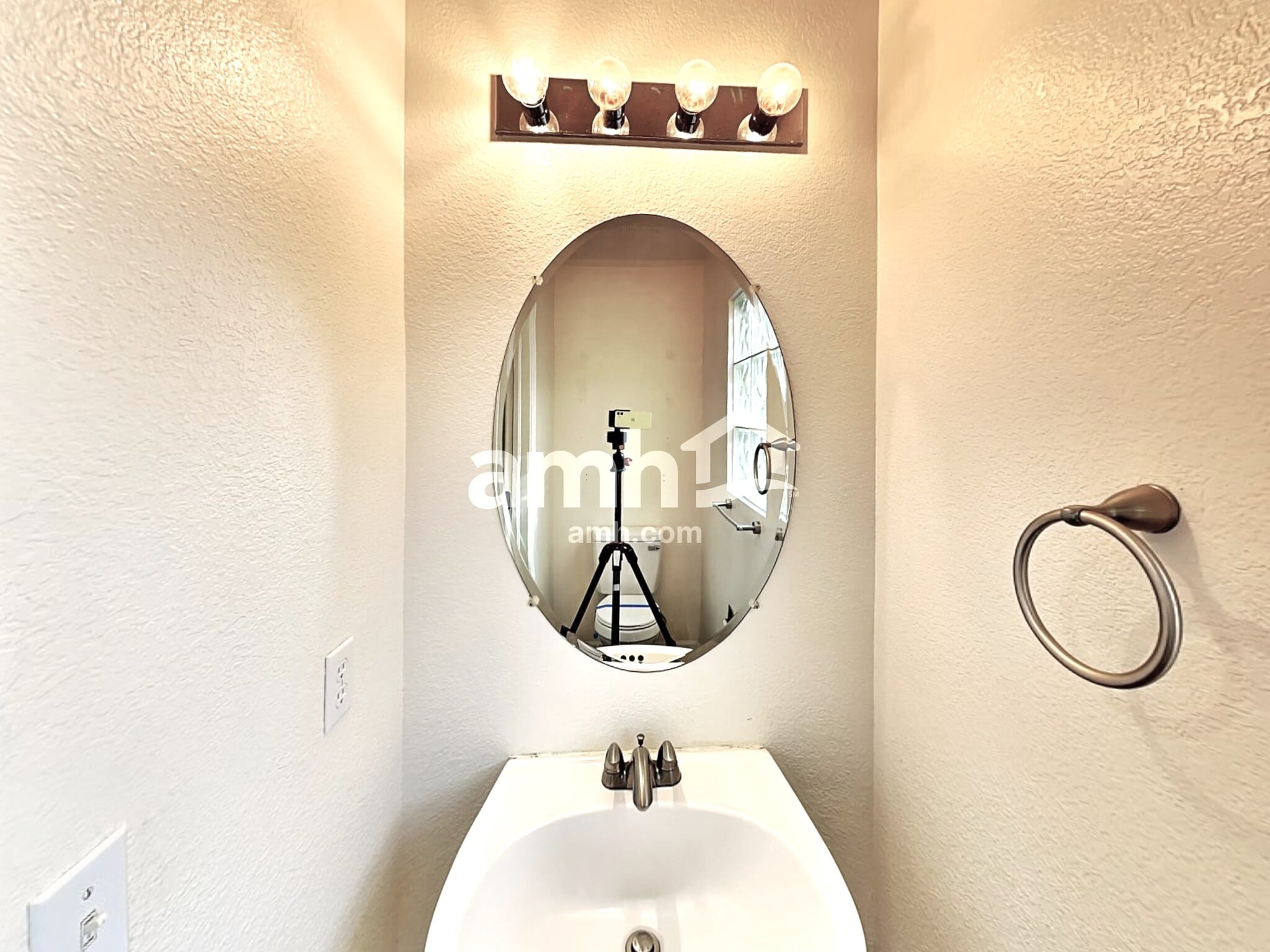 Building Photo - 4608 N Gibraltar St