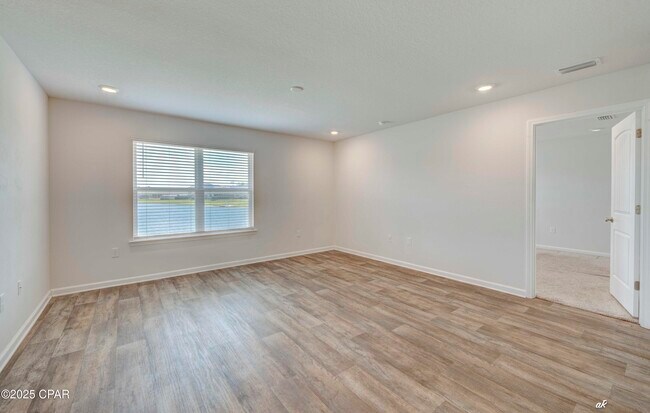 Building Photo - 335 Highbrook Rd