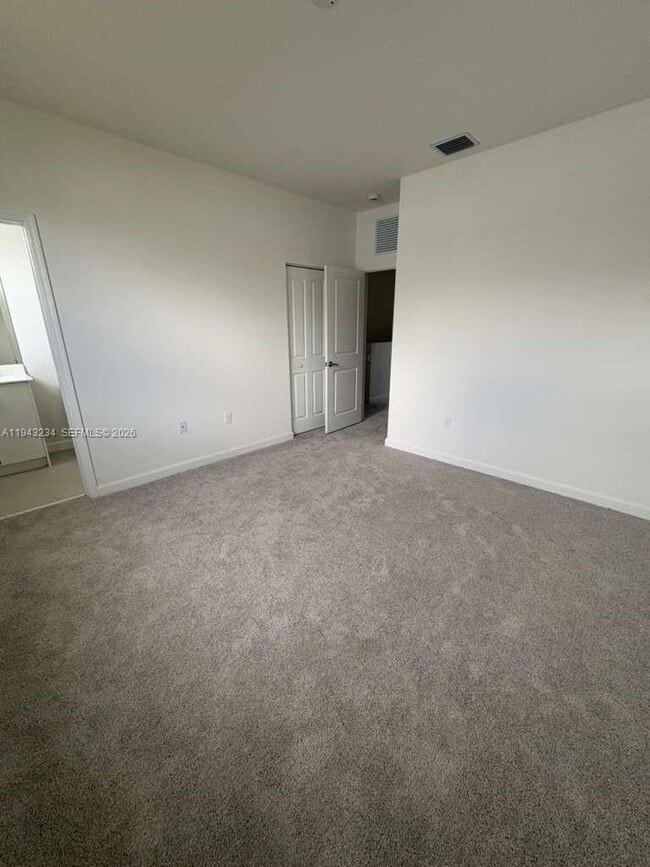 Building Photo - 35663 SW 178th Ct