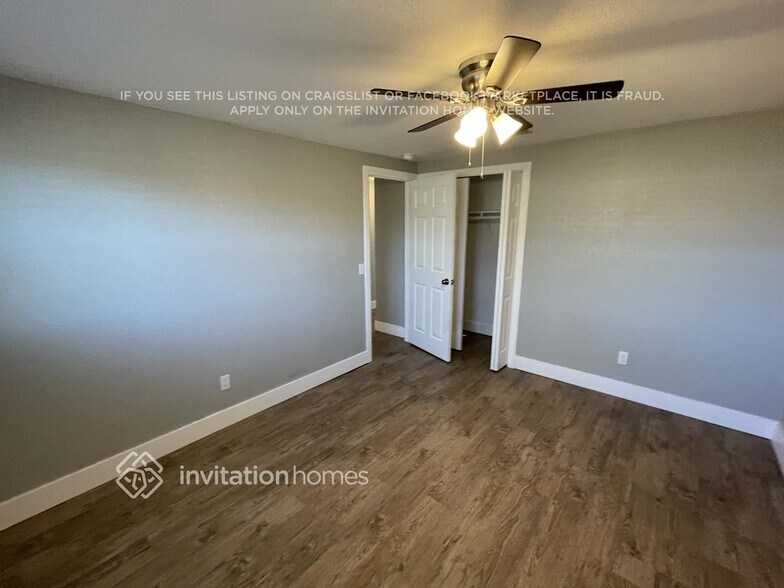 Building Photo - 6231 Seabreeze Dr