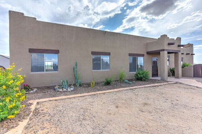 Building Photo - Vail - Rural Property on acreage