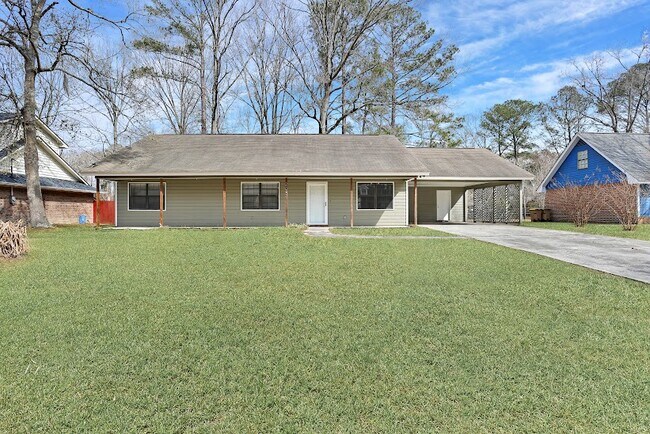 Building Photo - 208 Miner Dr