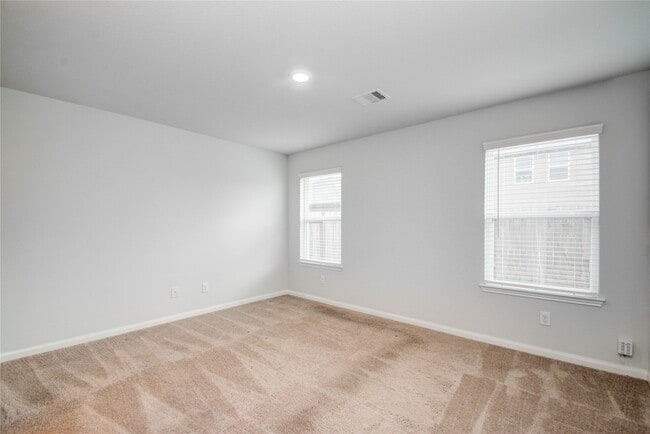 Building Photo - 6222 El Topacio Dr
