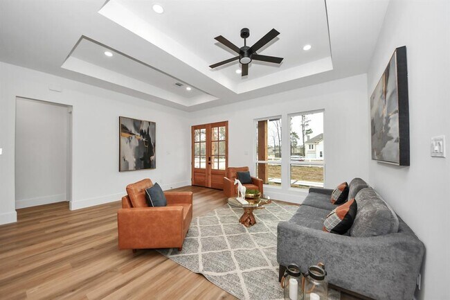 Building Photo - 23855 Creek Wood Dr