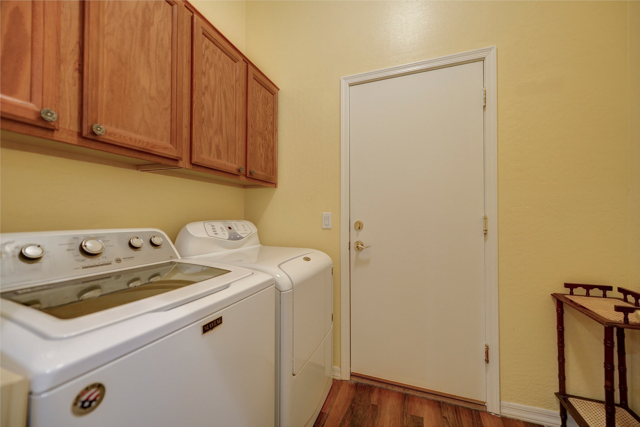 Building Photo - 7634 E San Fernando Dr