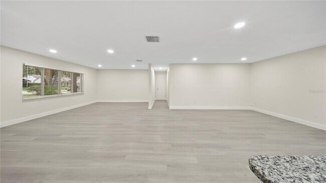 Building Photo - 2662 Derbyshire Rd