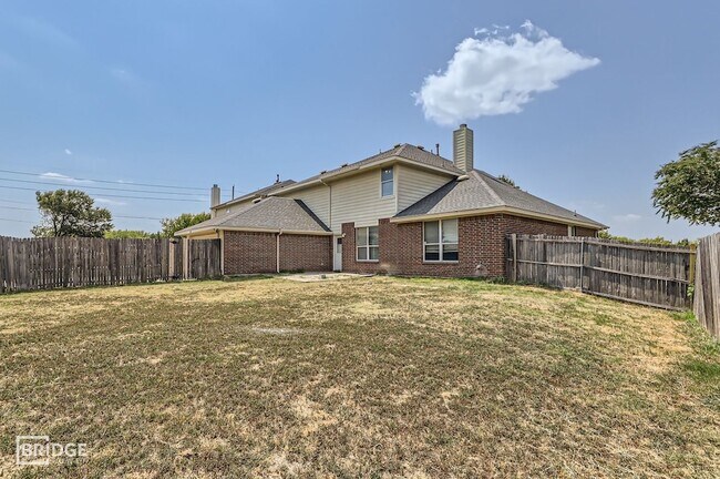 Building Photo - 1507 Walnut Ridge Dr