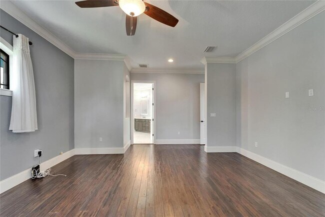 Building Photo - 6116 Lagomar Ln