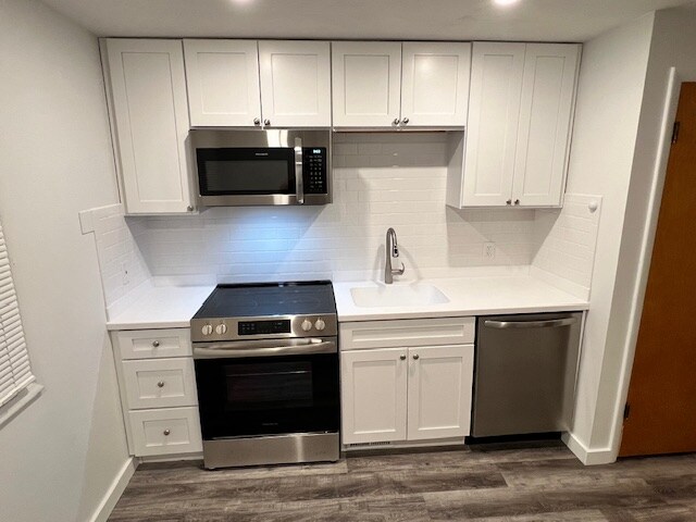 Building Photo - 326 Draper Ave