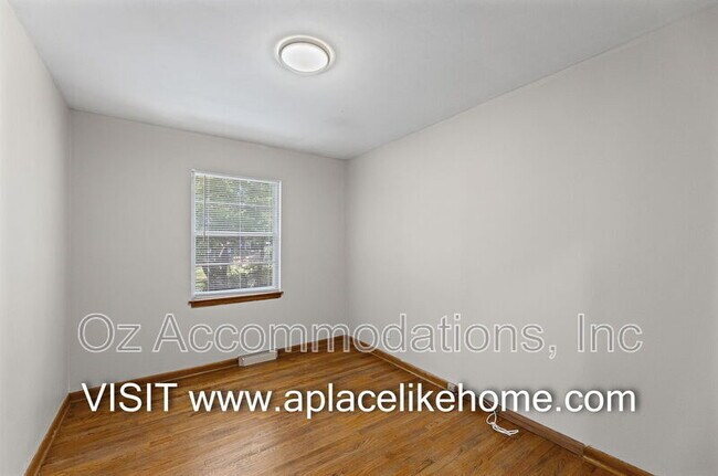Building Photo - 11414 Norton Ave