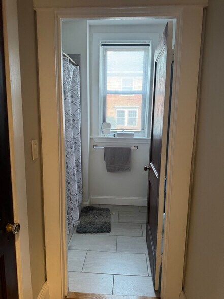 Building Photo - 12 Farrington Ave